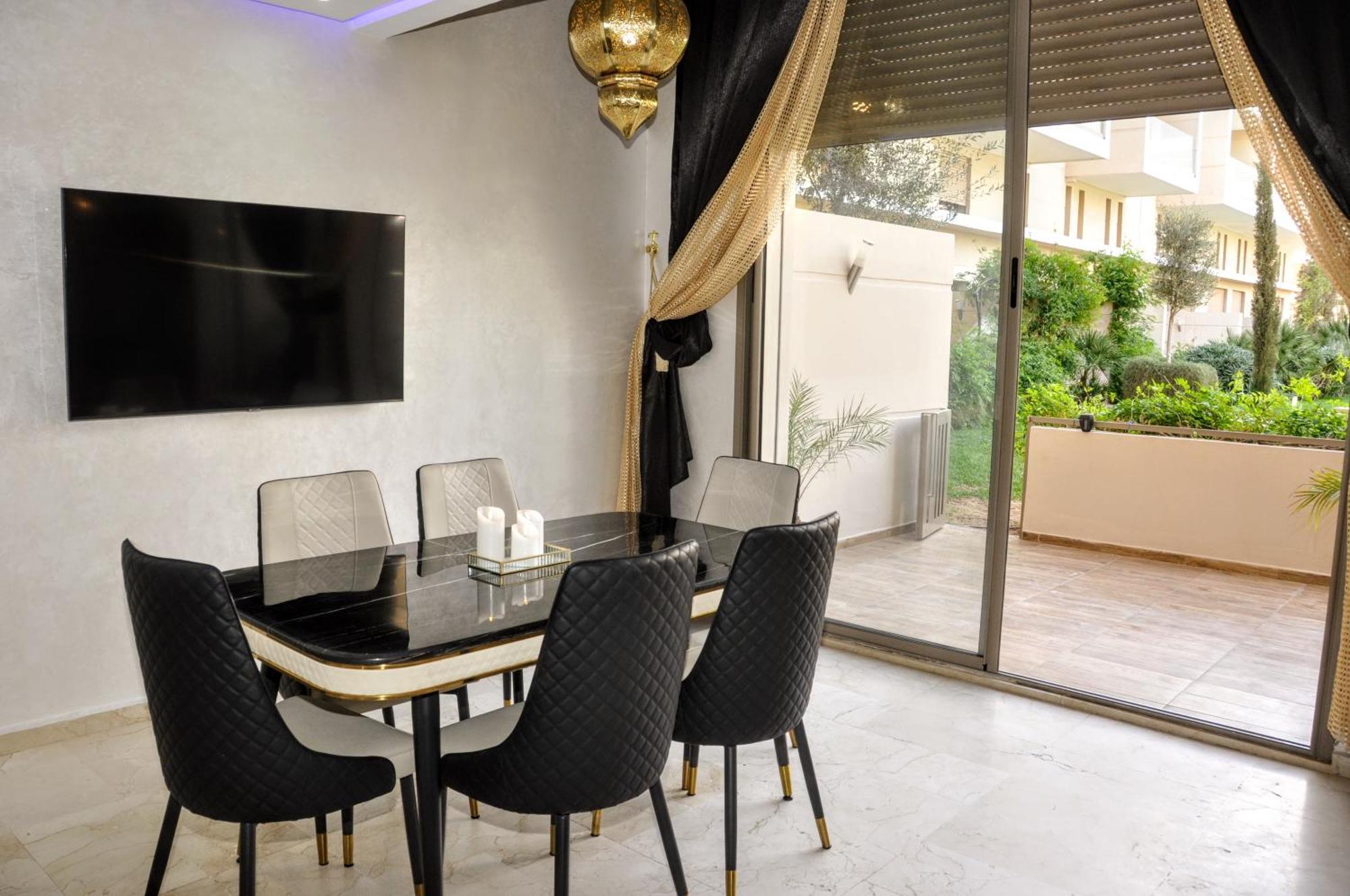 Appartement Royal Deluxe Gold - Marrakech, Luxe Pool View