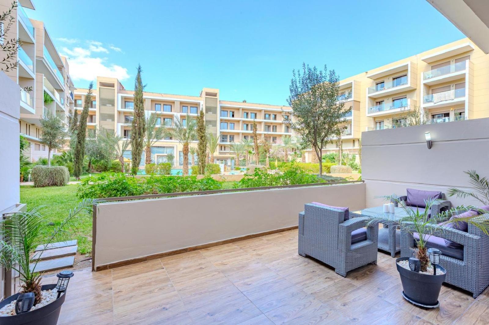 Royal Deluxe Gold - Marrakech, Luxe Pool View Appartement Marrakesh